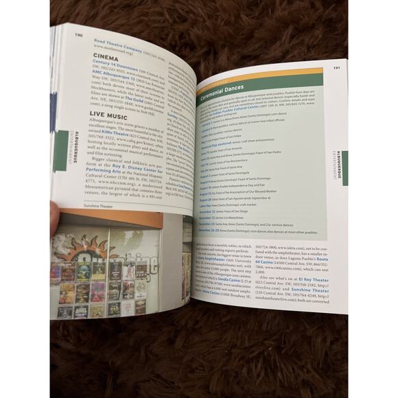 Moon Santa Fe, Taos and Albuquerque by Steven Horak Softcover 2021 Sixth Edition - Picture 13 of 14